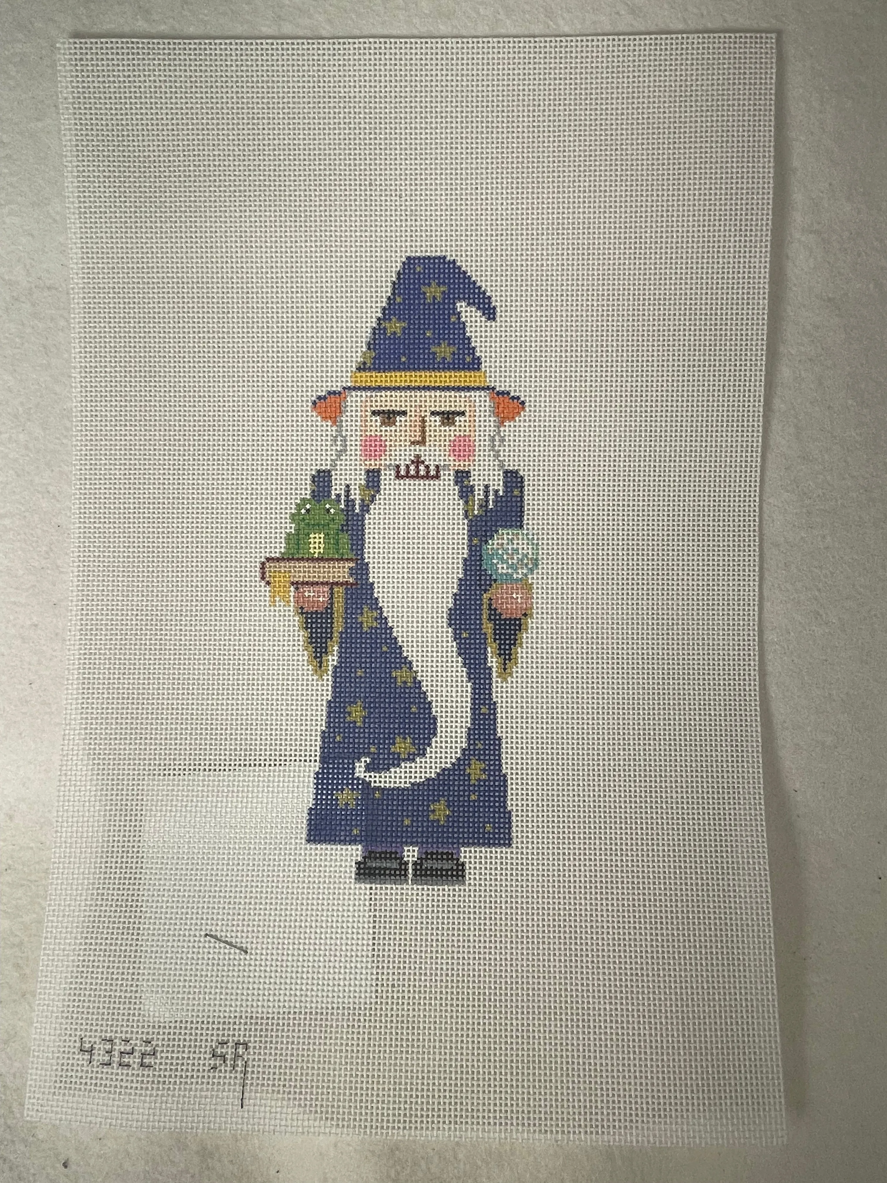 * SALE / Susan Roberts Needlepoint Designs 4322 Halloween Warlock