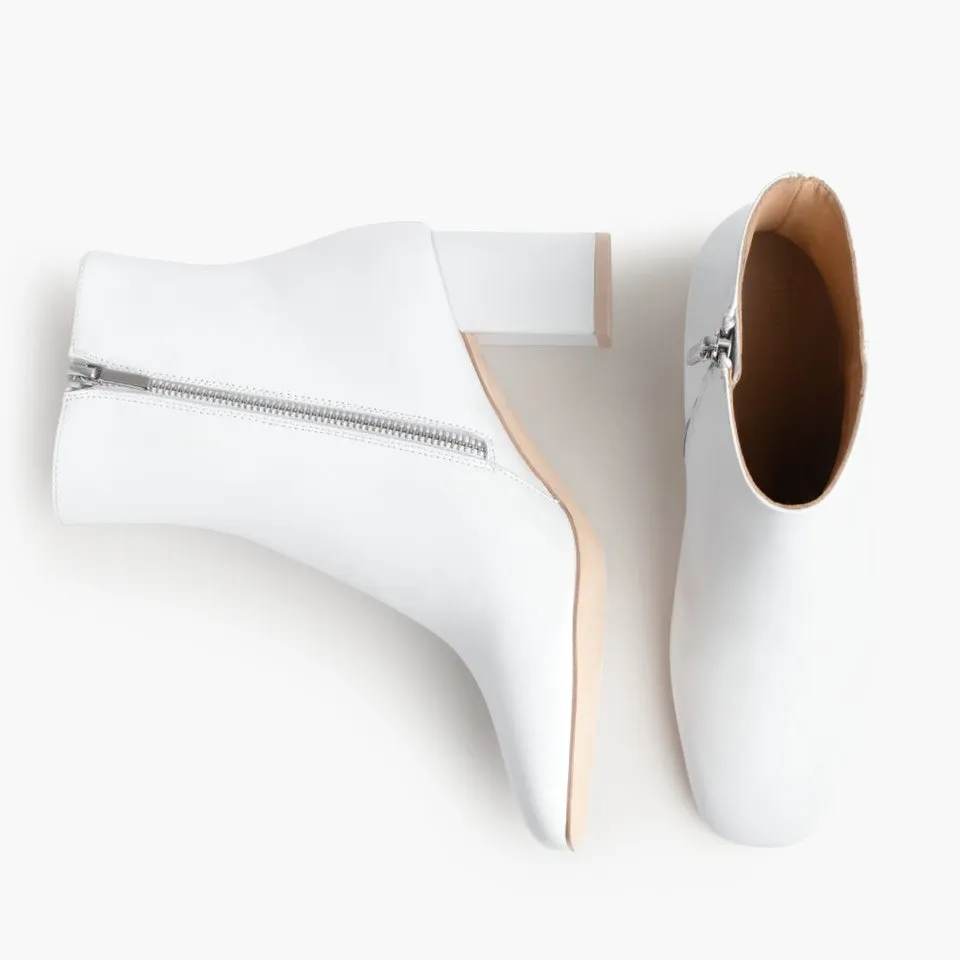 Aegis White Women Boots