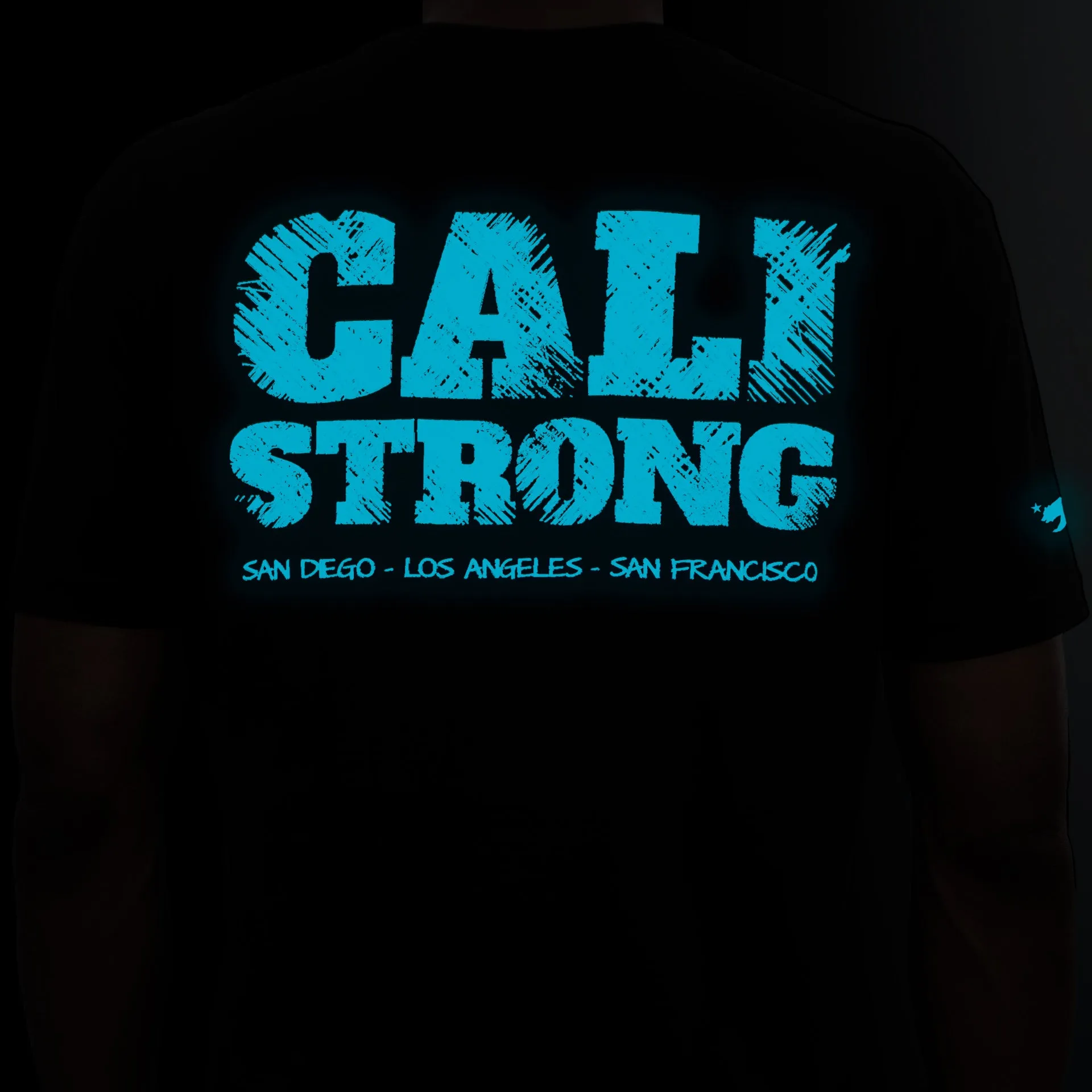 CALI Strong Scratch Black T-Shirt Glow in the Dark