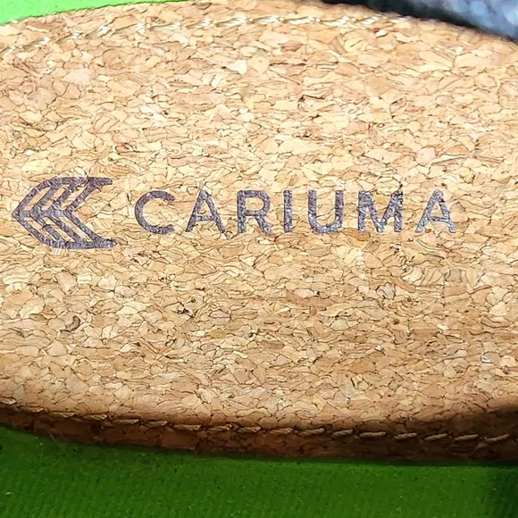 Cariuma IBI Low Sneaker Size 11.5 Color Stone Gray