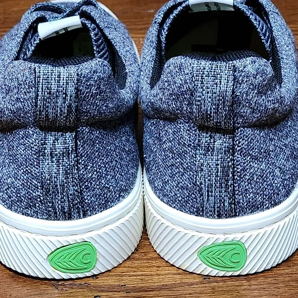 Cariuma IBI Low Sneaker Size 11.5 Color Stone Gray