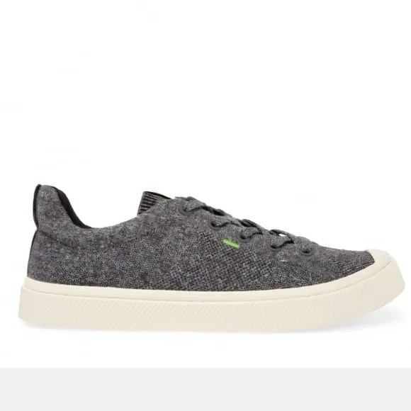 Cariuma IBI Low Sneaker Size 11.5 Color Stone Gray