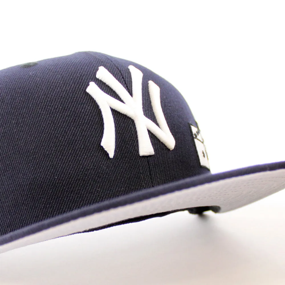 Dice New York Yankees 2000 World Series Patch New Era Fitted 59Fifty Hat (GITD Subway Series Navy Gray Under Brim)