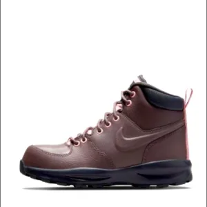 Girls' Big Kids' Nike Manoa Leather Boots