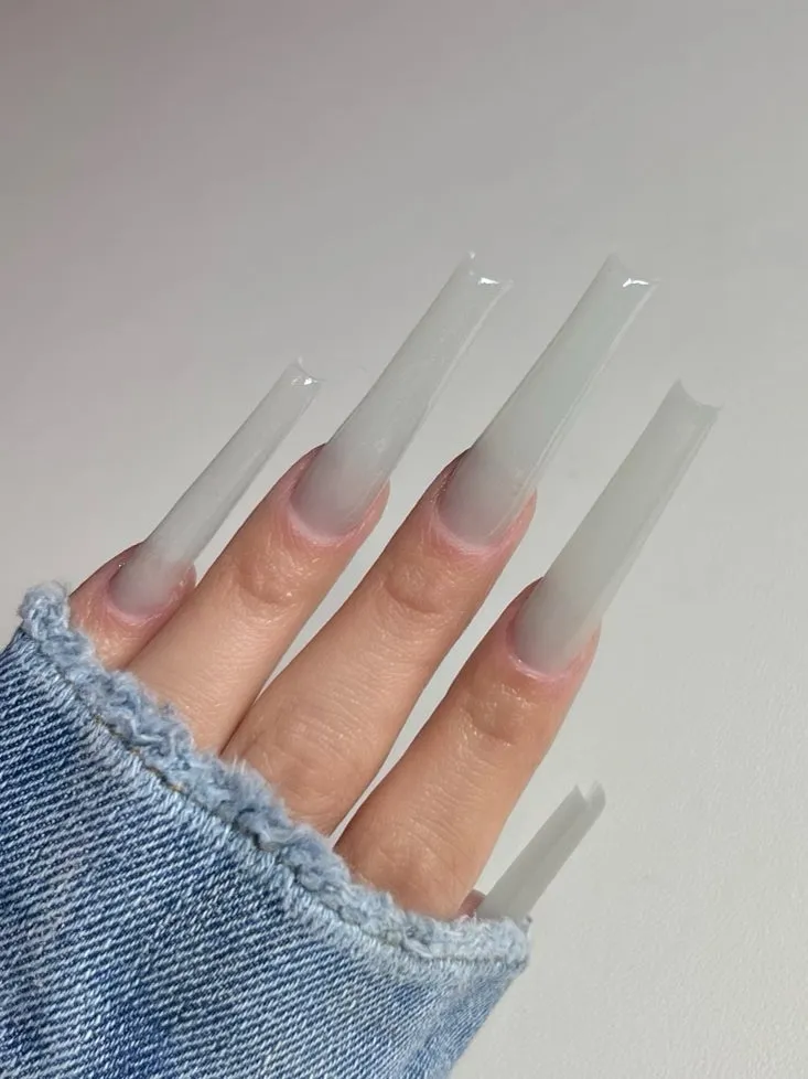 Glow White