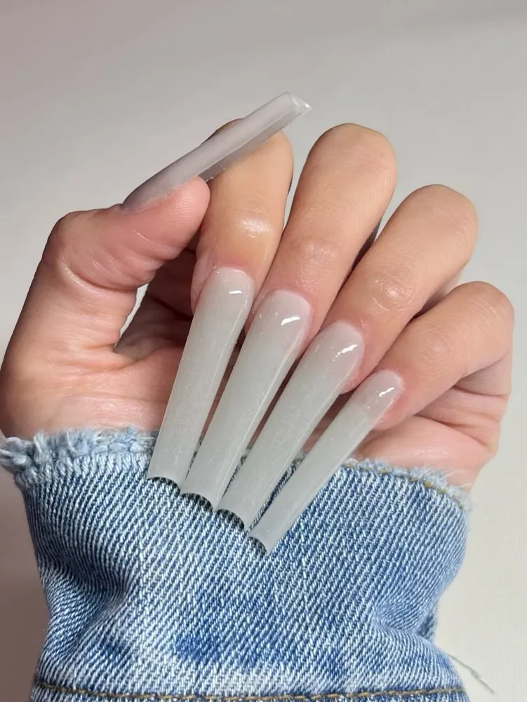 Glow White