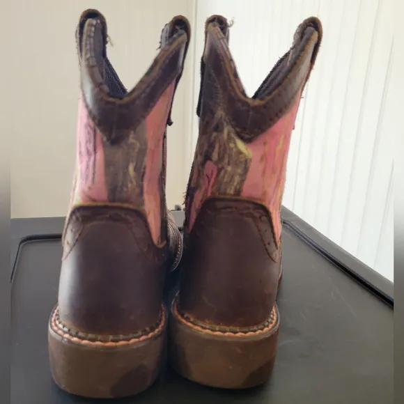 Justin Gypsy 9610JR Girl's 12 1/2 D Leather Pink Camo Canvas Uppers Ride Boot