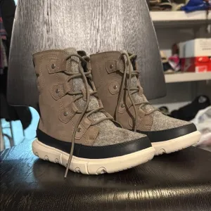 Kids Brown Lace-Up Boots