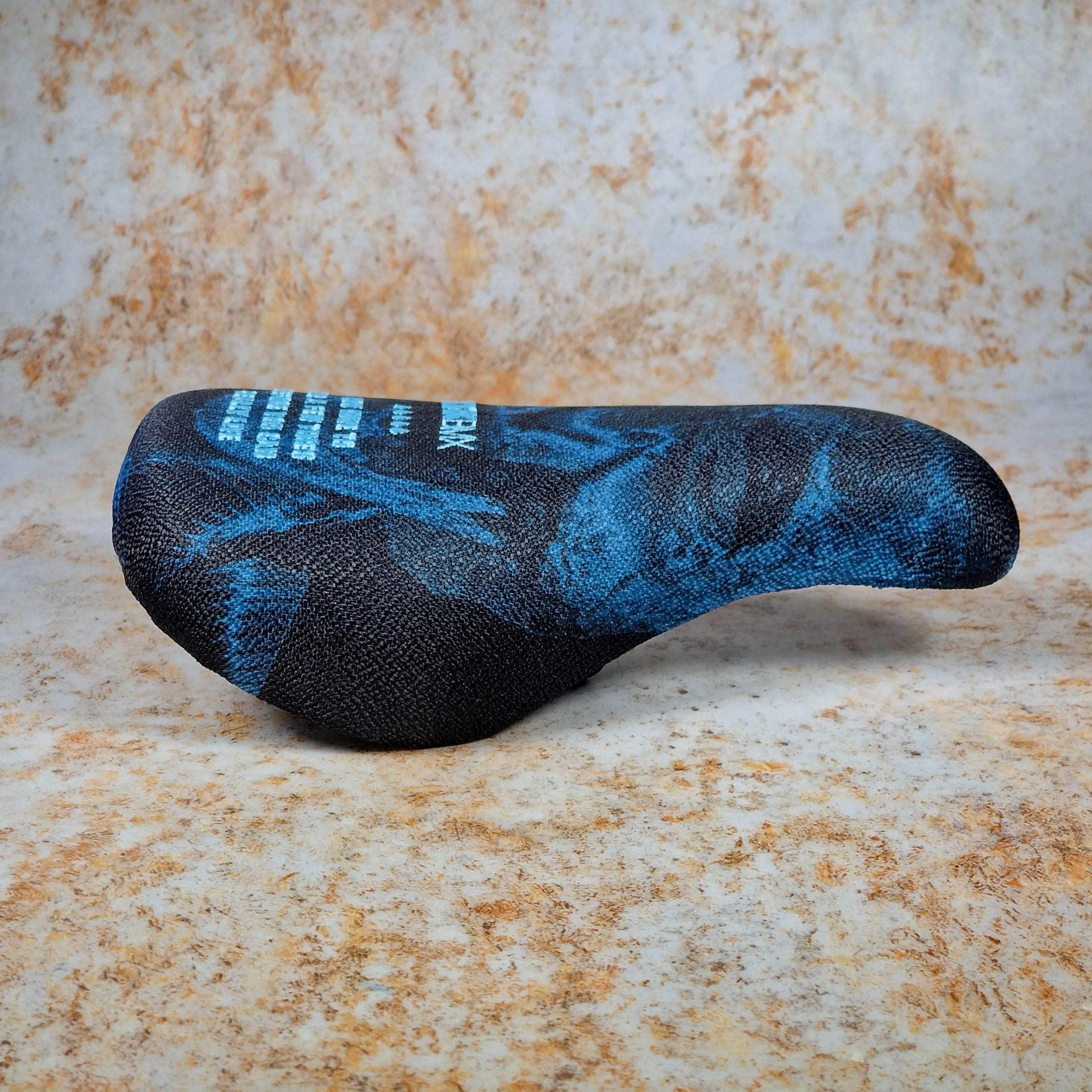 Kink Chinaski II Mid Stealth Pivotal Seat Black