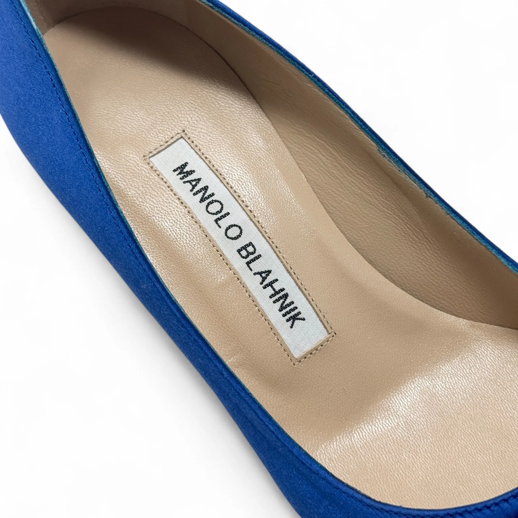 Manolo Blahnik Blue Hangisi Pumps 36