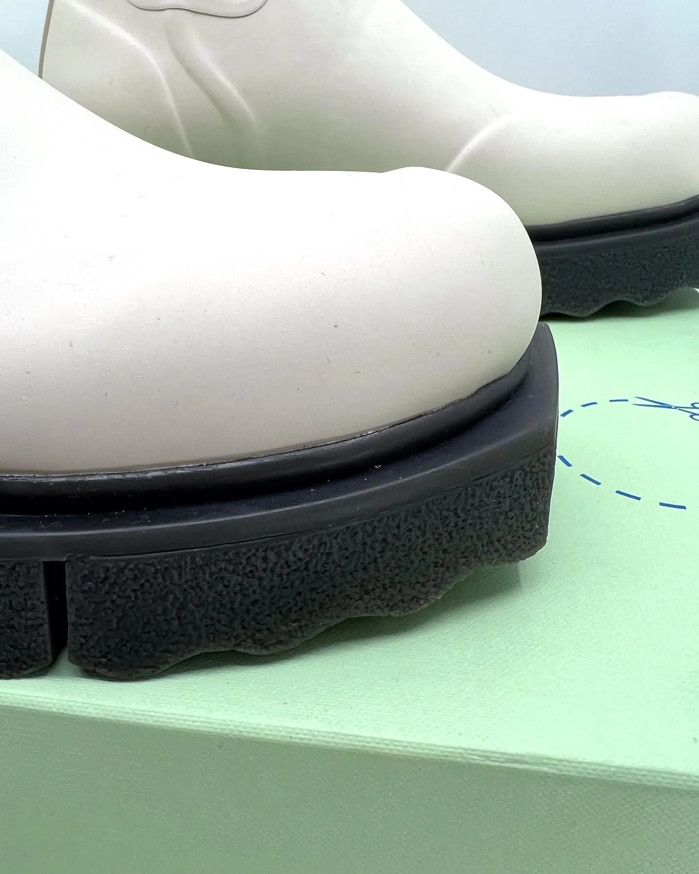 OFF-WHITE SPONGE RUBBER RAIN BOOTS