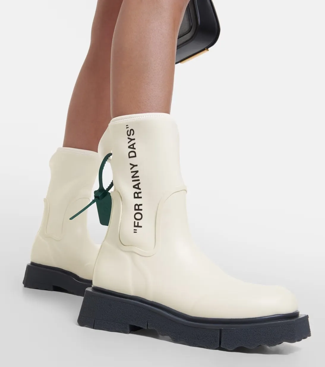 OFF-WHITE SPONGE RUBBER RAIN BOOTS
