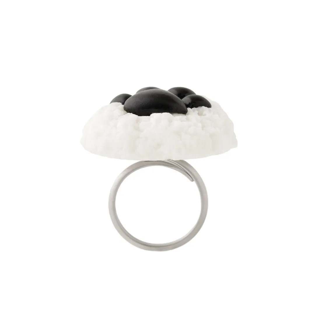 Polar Bear’s Paw White Chocolate Cookie Ring【Japan Jewelry】