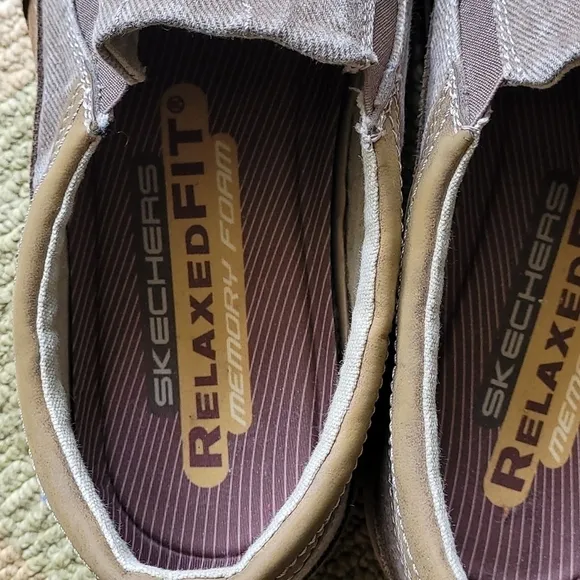 Skechers Landen - Stellar Slip on loafer in brown.