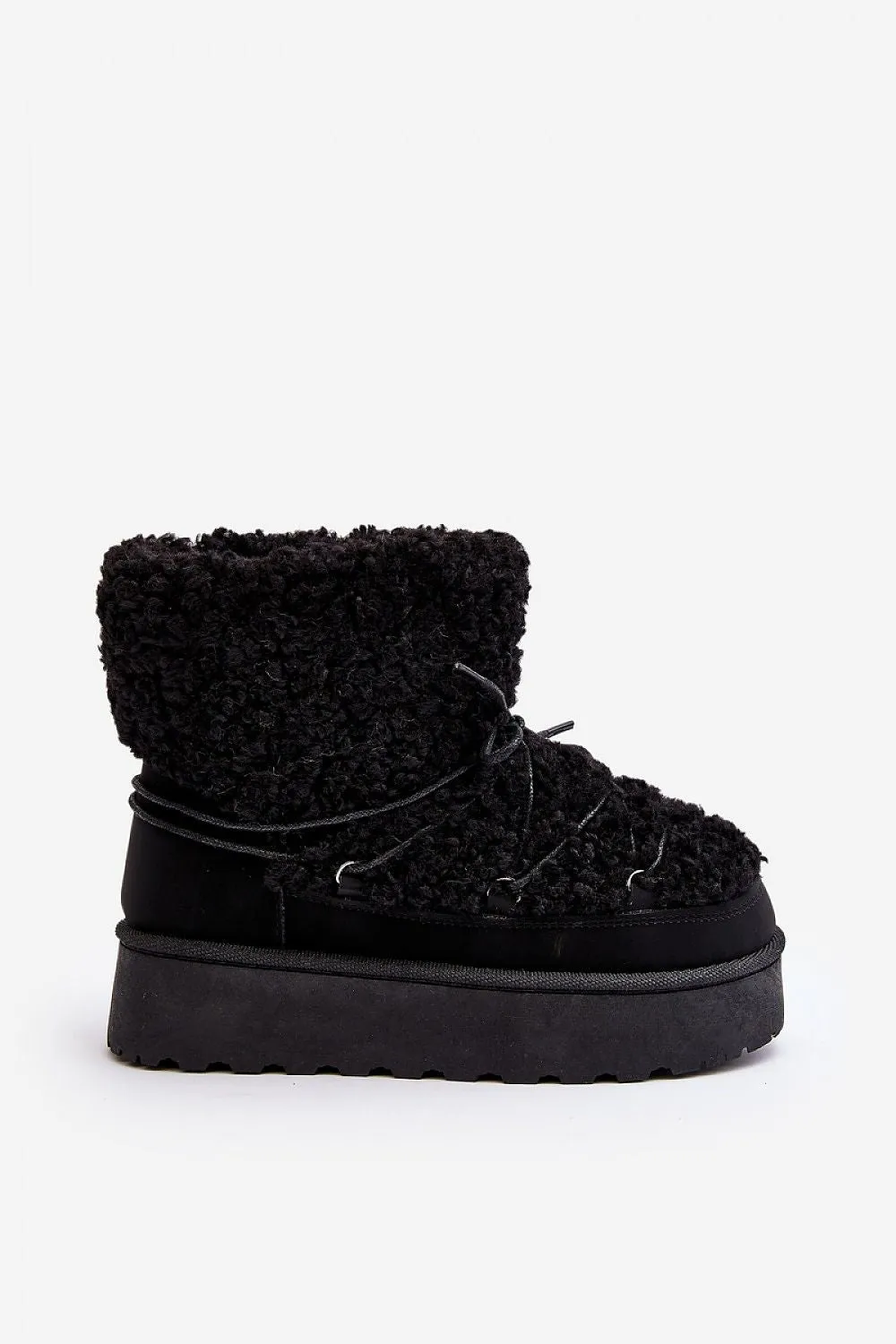Snow boots