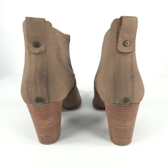 UGG Ankle Cobie Nubuck Leather Heel Chelsea Bootie 1010191 Size 9