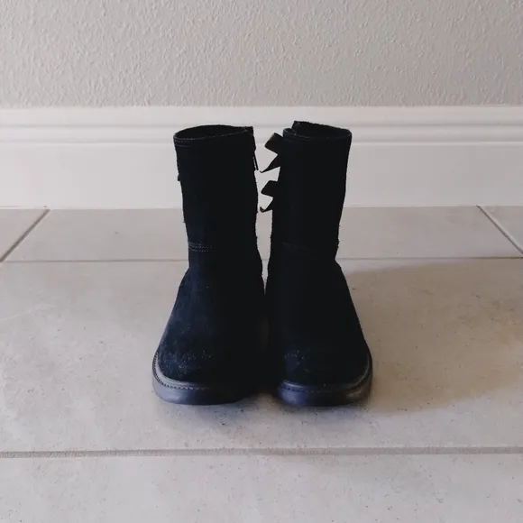 UGG Tillee Boots
